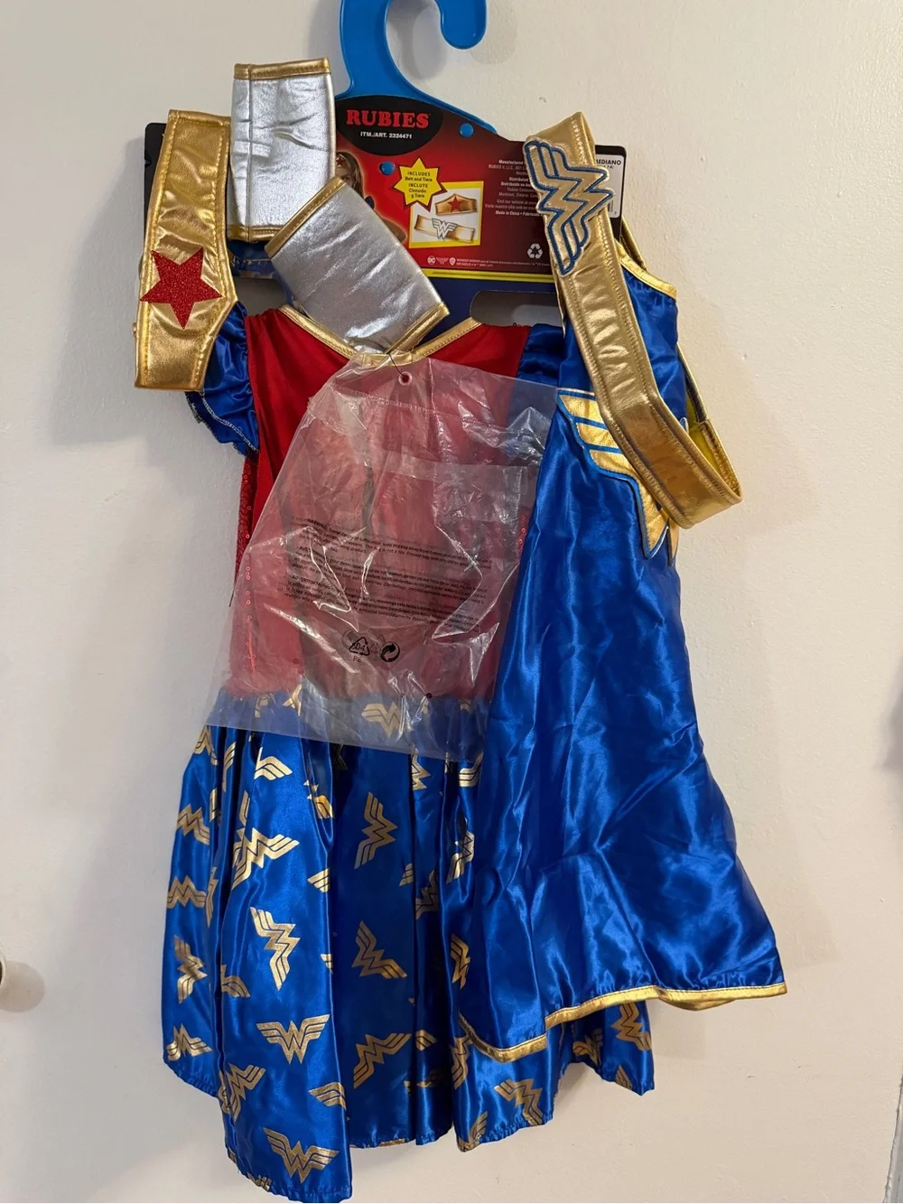 Girl's Licensed Costumes Wonder Woman size M(7-8)